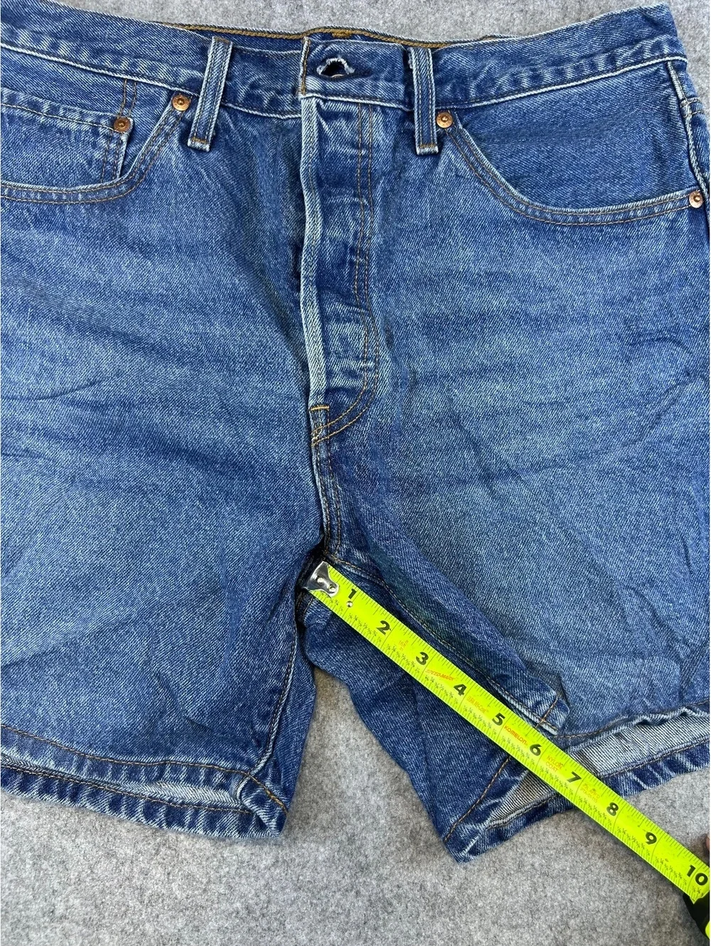 Levis these levi